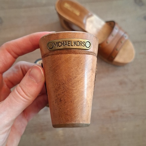 Michael Kors Brown Leather Studded Y2K/70s Architectural Wooden Platforms (US 7) - Picture 4 of 7